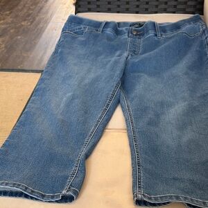 Riders by Lee Classic Blue Cropped Jeans